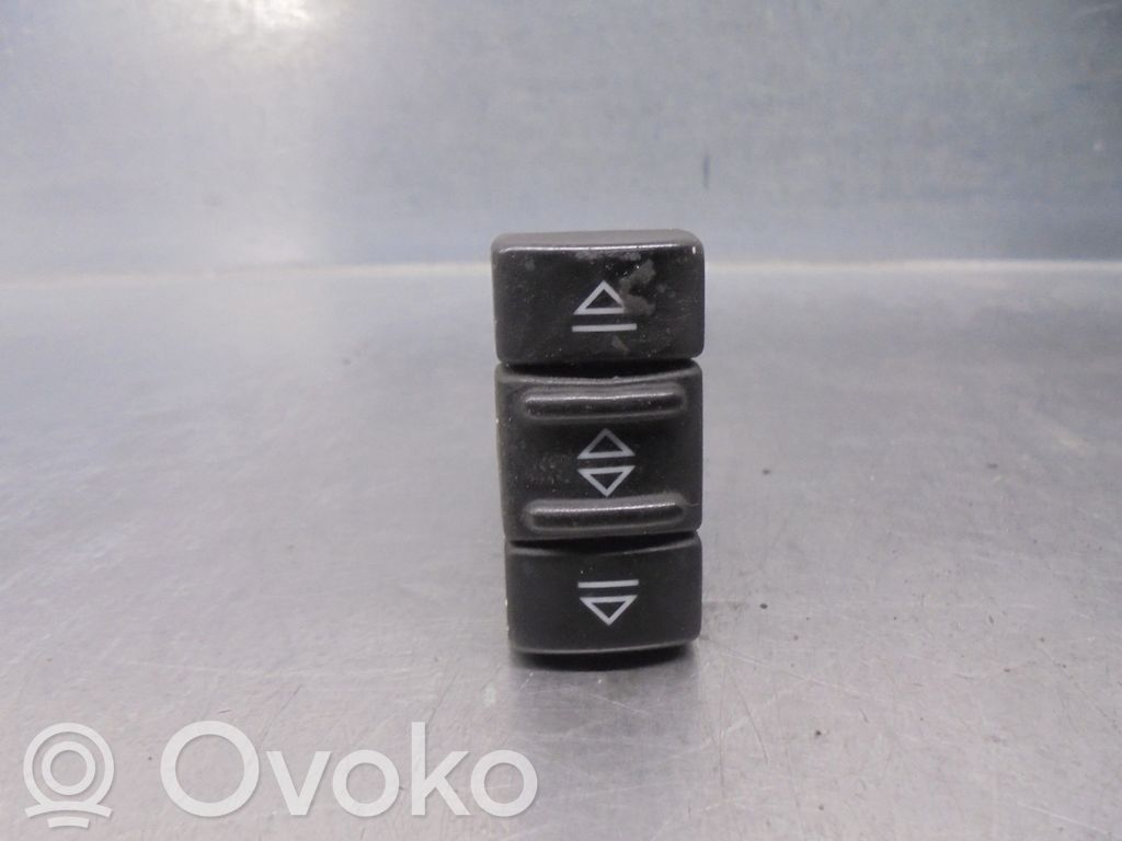 Renault 19 Electric window control switch 