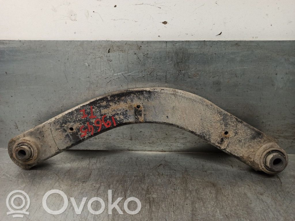 Opel Vectra C Wahacz tylny 