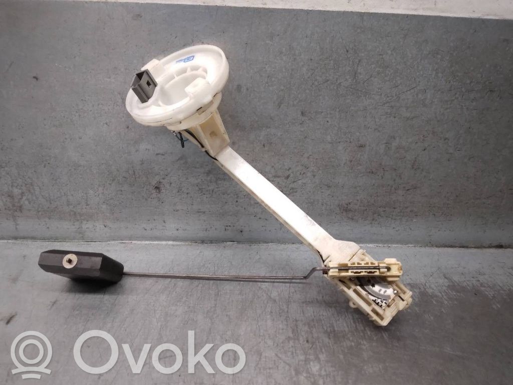 Mercedes-Benz E W210 Bomba interna de combustible 