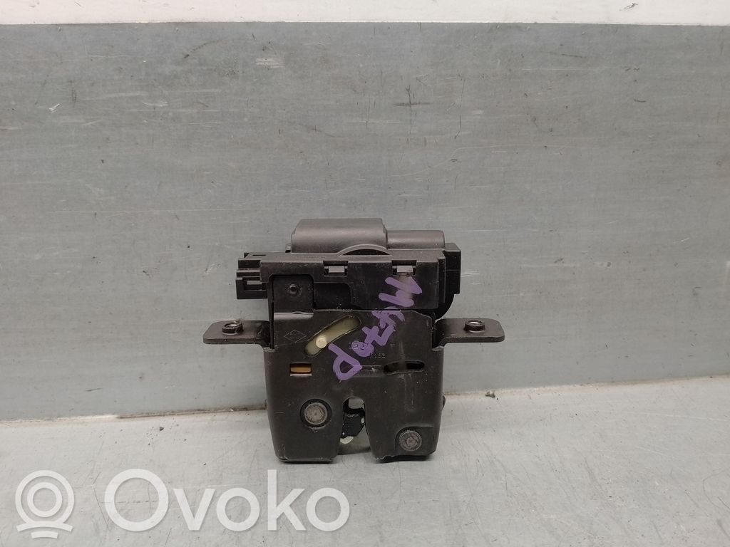 Tailgate lock latch   8200257615,4PINES,5PUERTAS