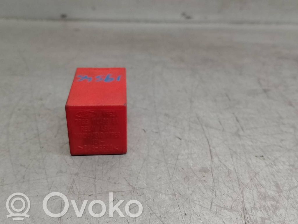 Fuse module   78GG17C499AA