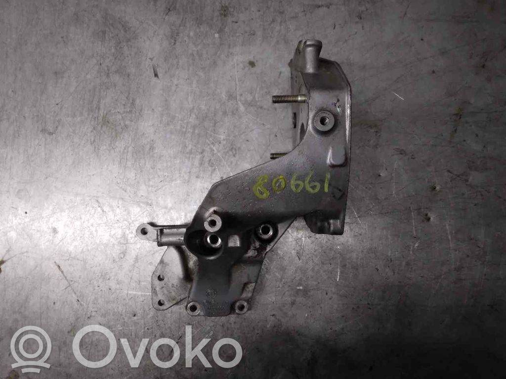 Alfa Romeo 156 Engine mount bracket 