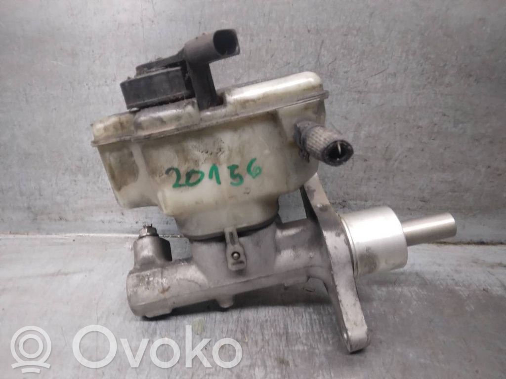 Skoda Octavia Mk2 (1Z) Servofreno