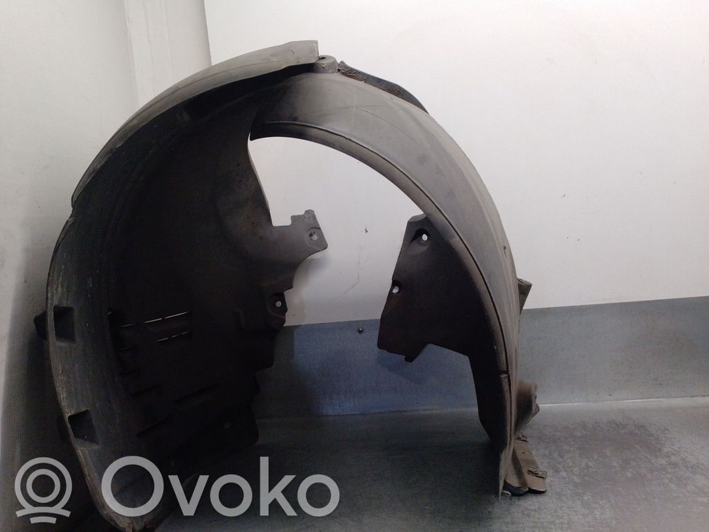 Mercedes-Benz E W211 Rivestimento paraspruzzi passaruota anteriore 