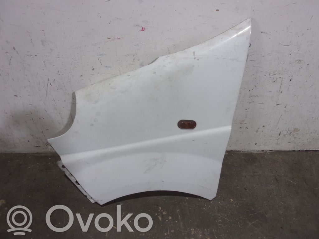 Opel Vivaro Sparnas 