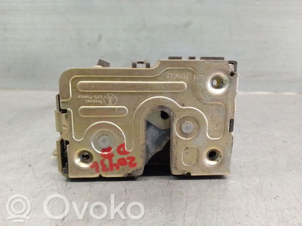 Renault Master II Front door lock 