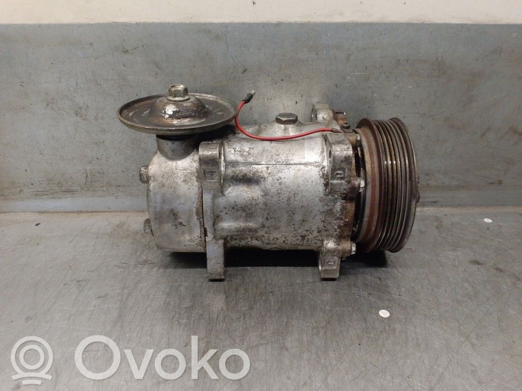 Renault Clio I Compressore aria condizionata (A/C) (pompa) 