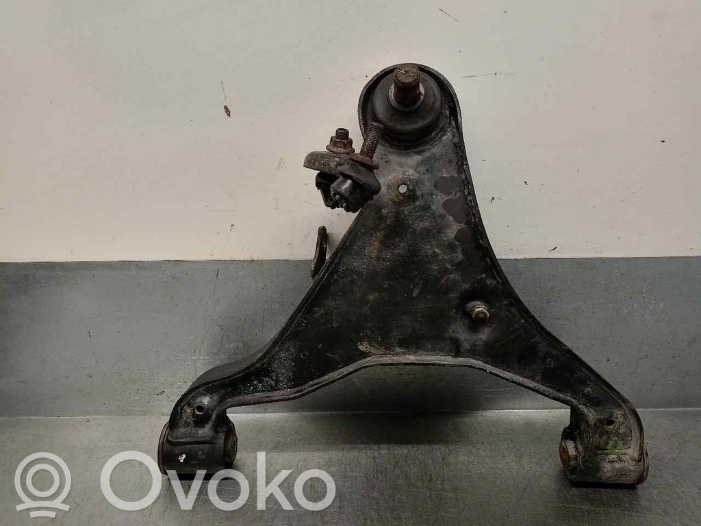 Nissan Navara Querlenker vorne 