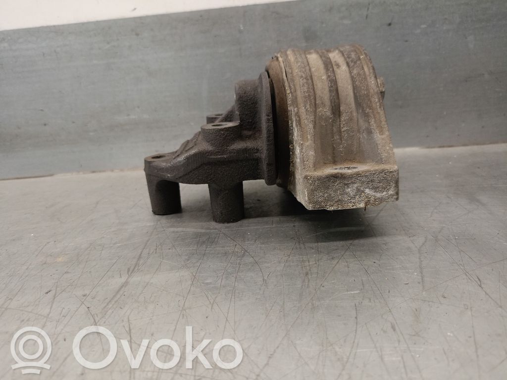 Peugeot Boxer Engine mount bracket 