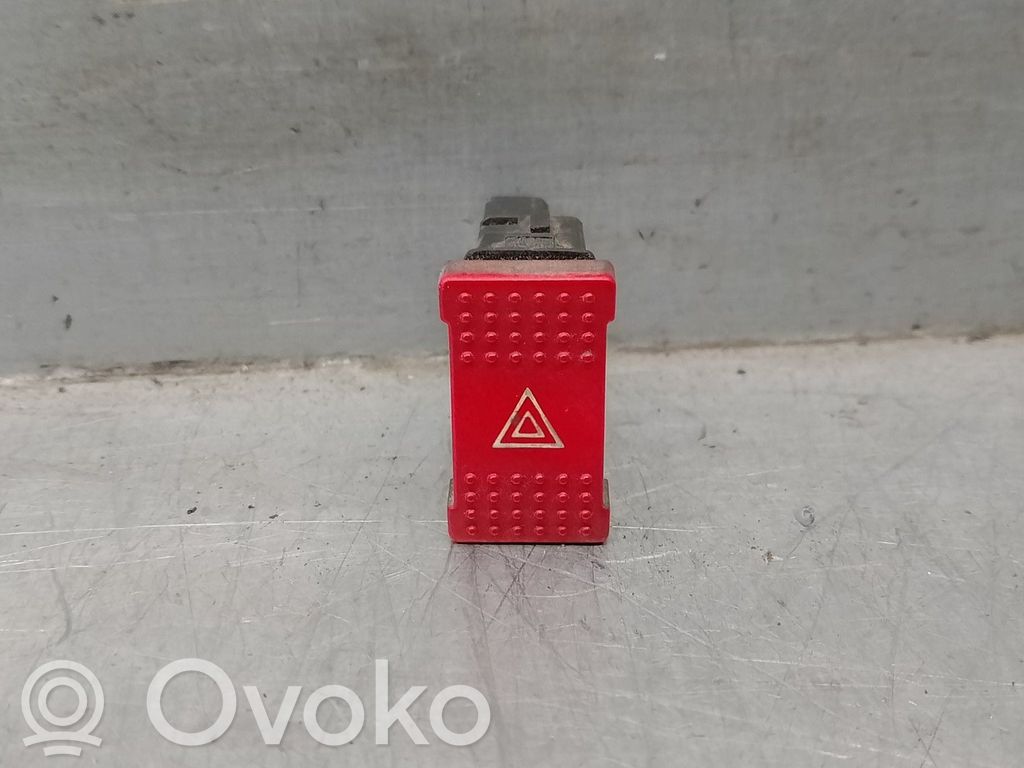 Iveco Daily 4th gen Botón interruptor de luz de peligro 
