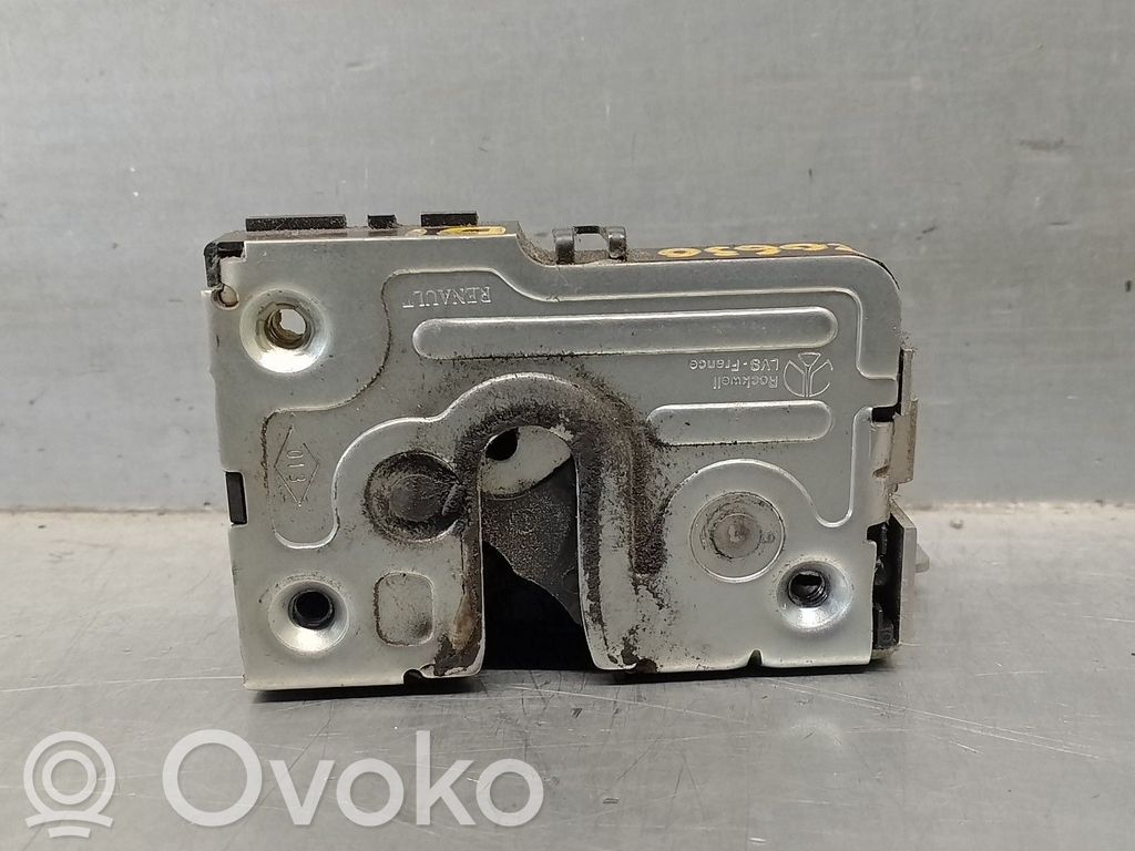 Iveco Daily 4th gen Etuoven lukko 