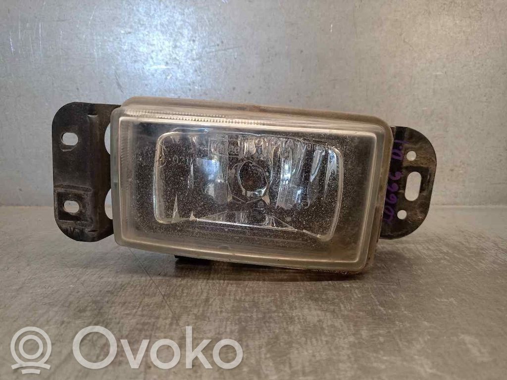 Toyota Corolla E110 Etusumuvalo 