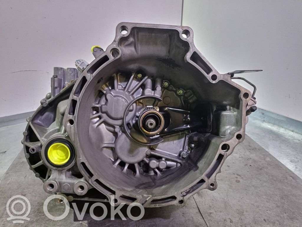 Manualna 5-biegowa skrzynia biegów   A6402141,A6031701XC,AISIN