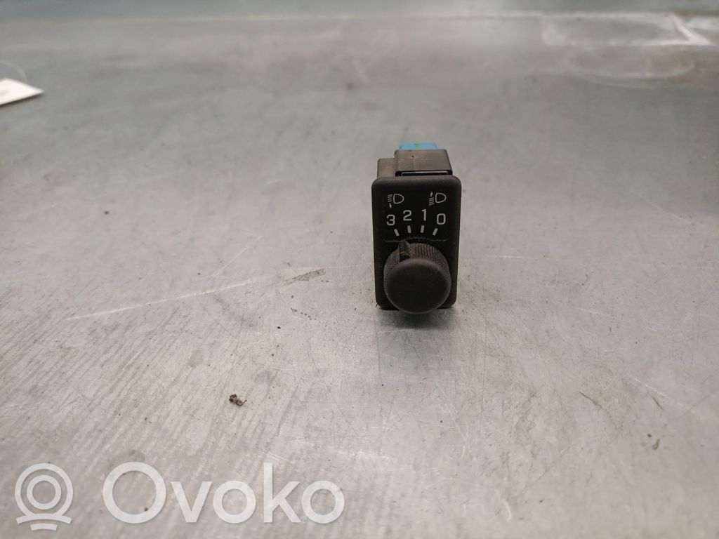Nissan Primera Panel lighting control switch 