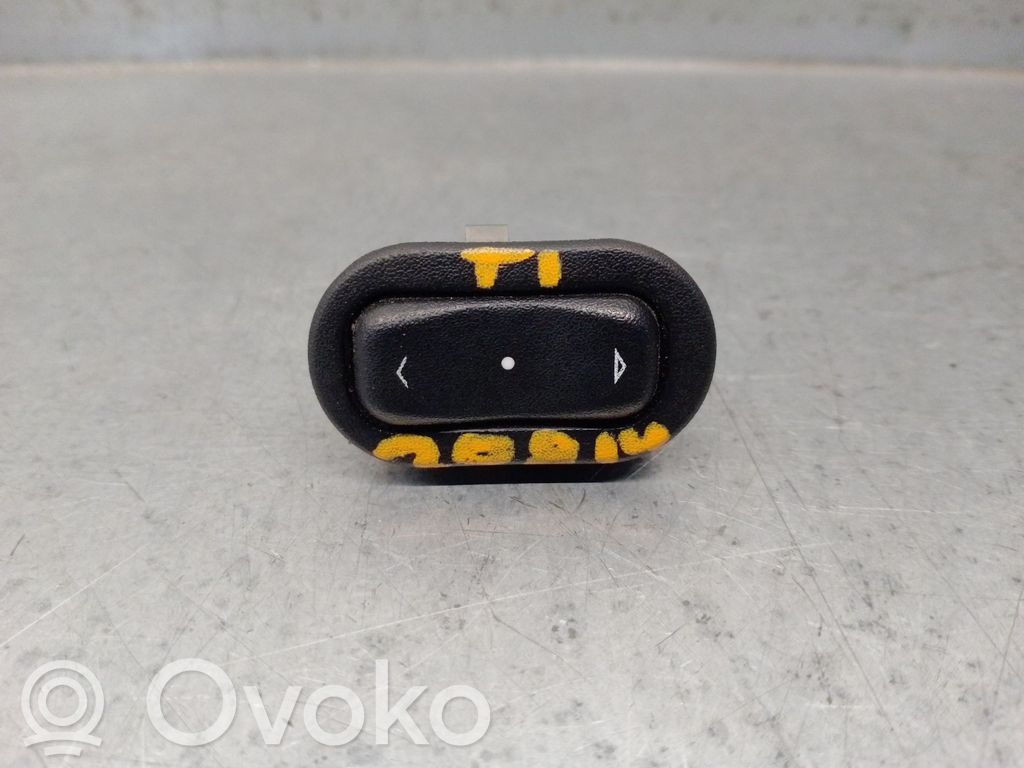Opel Zafira A Przyciski szyb 