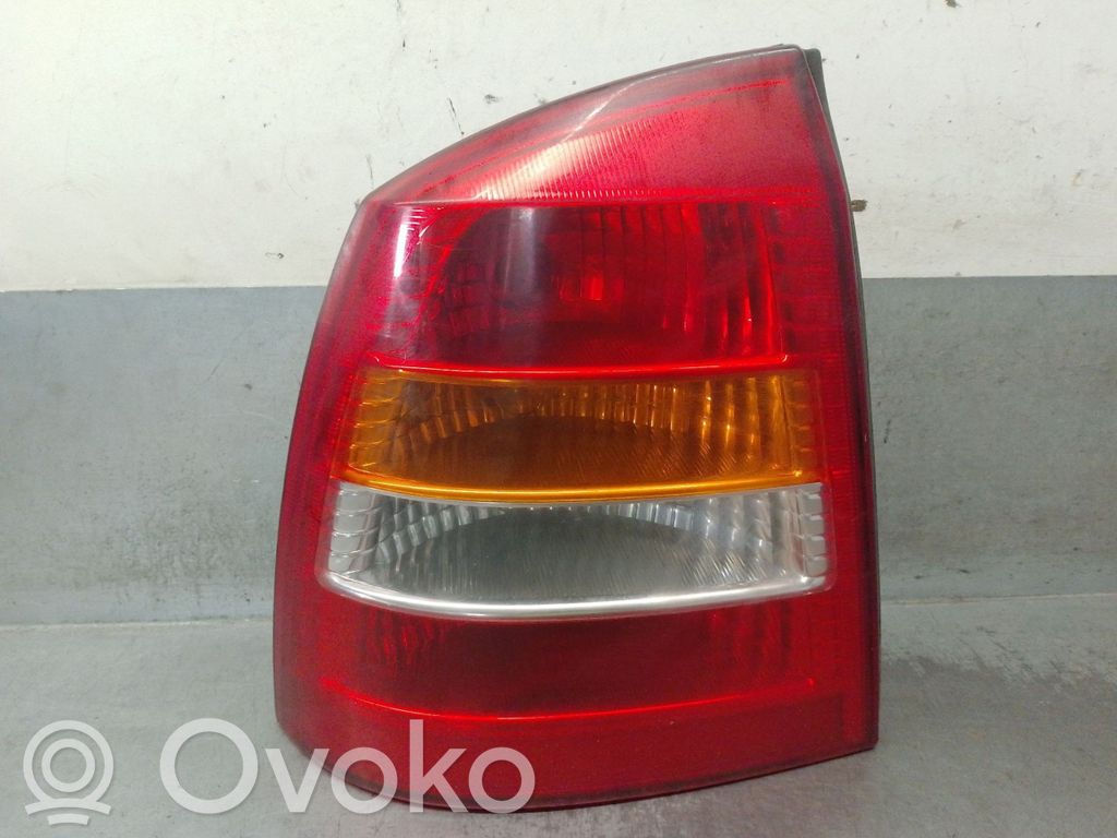 Opel Astra G Galinis žibintas kėbule 