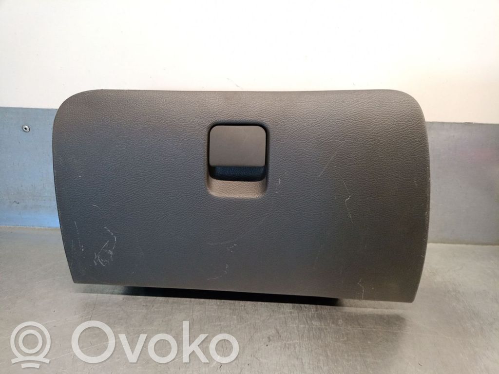 Daewoo Lanos Glove box 