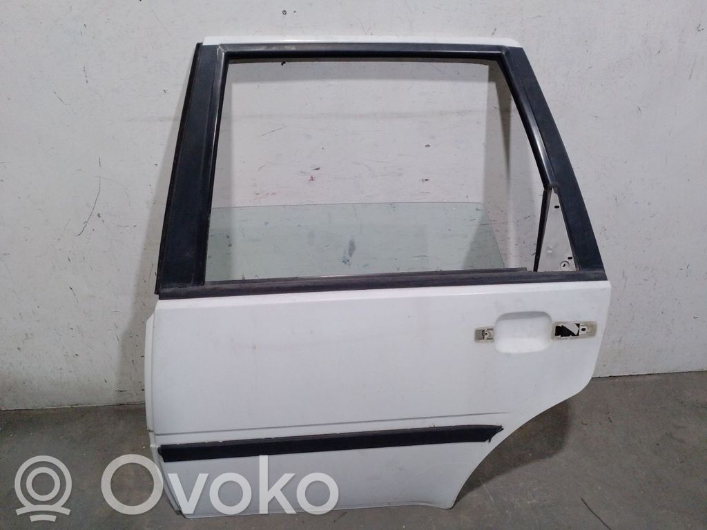 Volvo 440 Galinės durys 