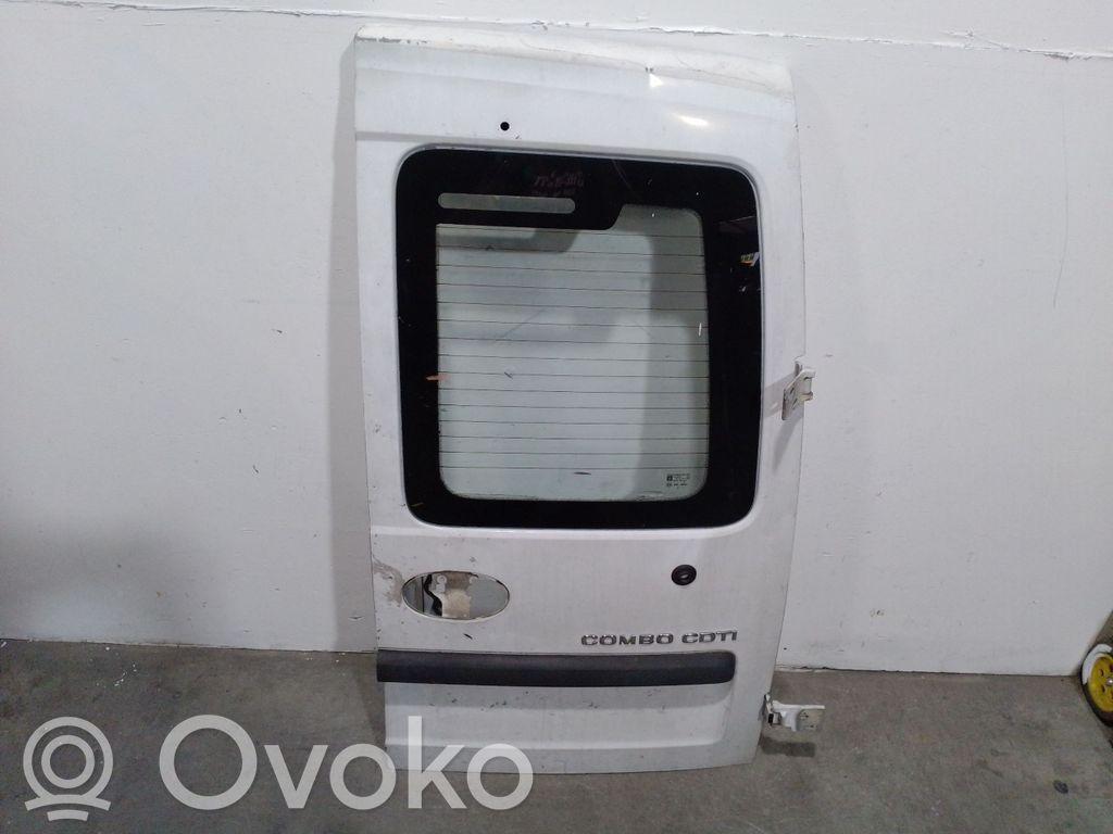Opel Combo C Задняя дверь 