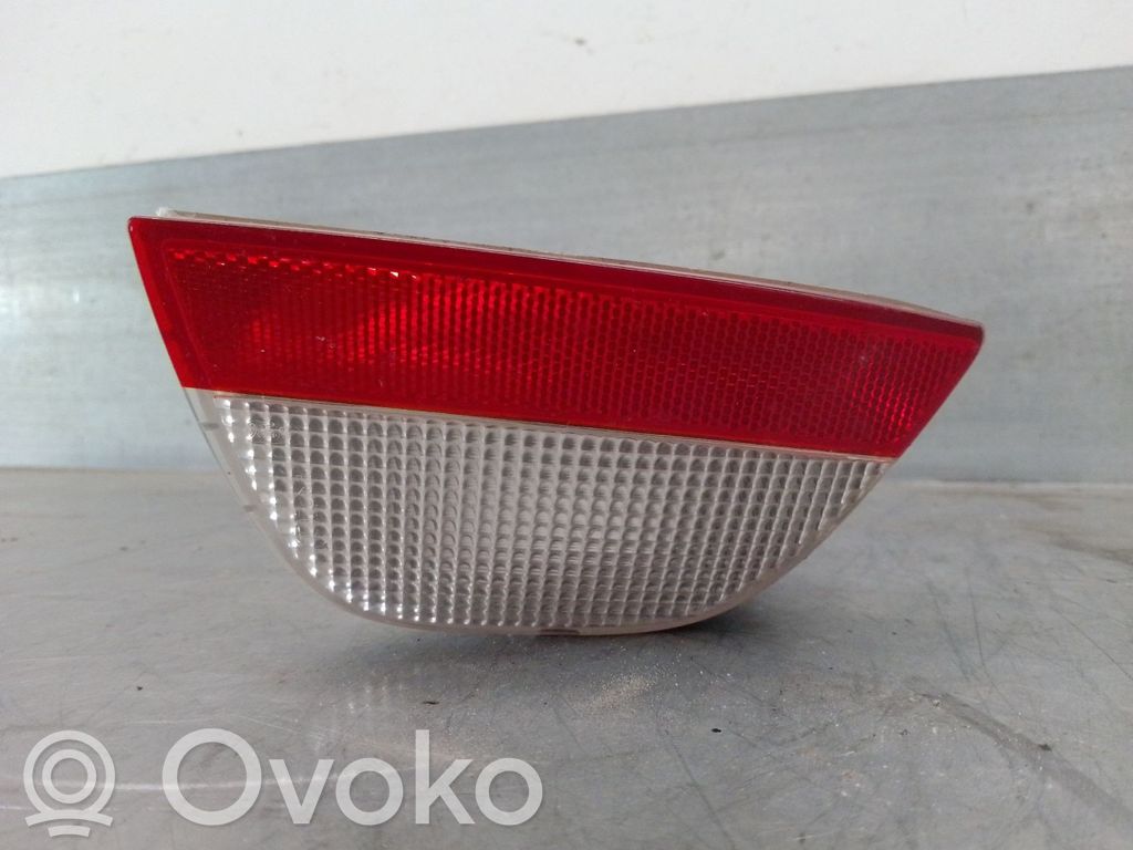 Peruutusvalo   1M5115K272A
