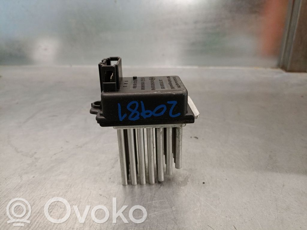 Audi A6 Allroad C5 Motor aerotermă/rezistor ventilator 