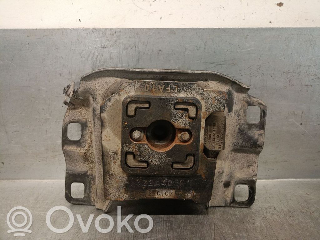 Ford Focus Gearbox mount 