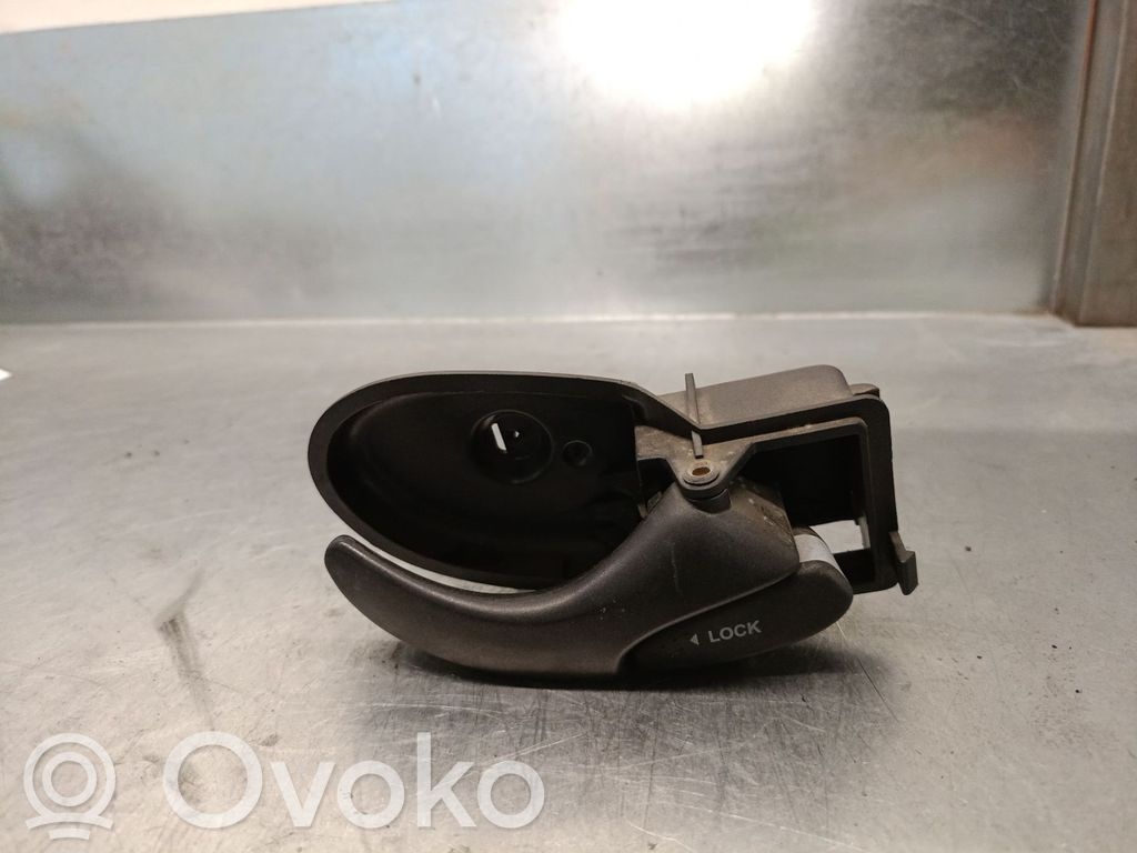 Ford Focus Front door interior handle 