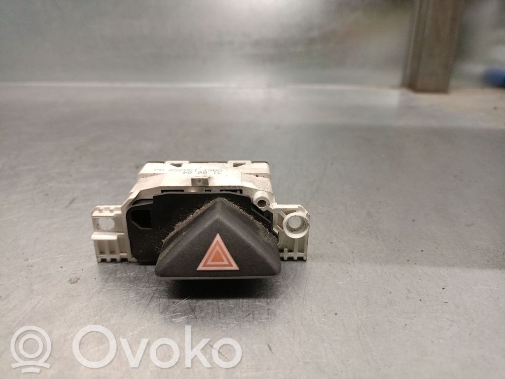 Ford Focus Hazard light switch 