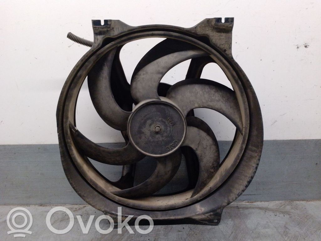 Renault 19 Elektrinis radiatorių ventiliatorius 