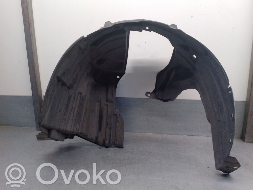 Nissan Micra Nadkole przednie 