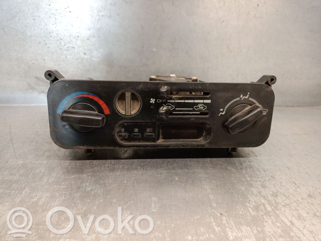 Mitsubishi L200 Unidad de control/módulo del aire acondicionado