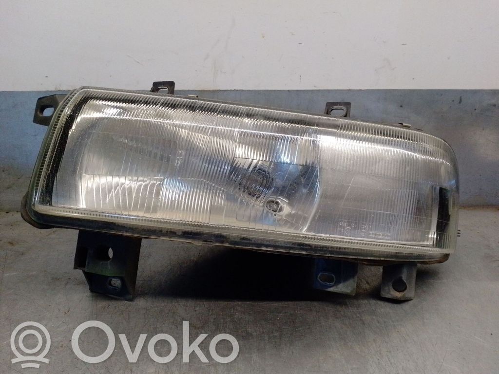 Nissan Interstar Headlight/headlamp 
