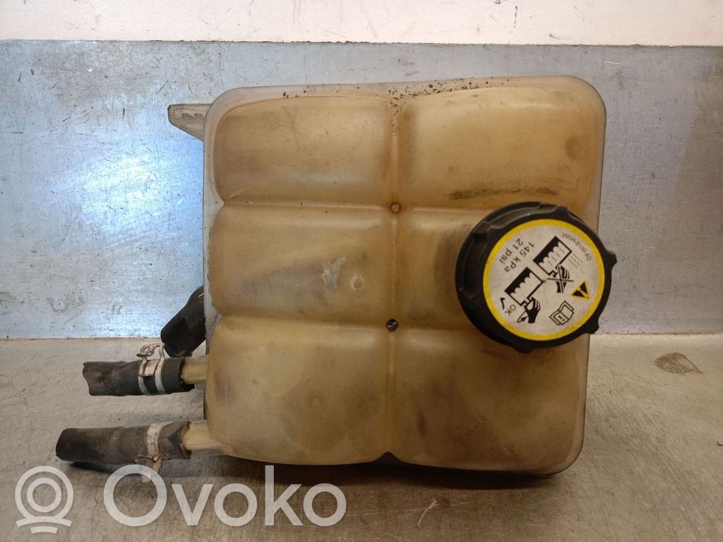 Volvo V50 Zbiornik wyrównawczy paliwa 
