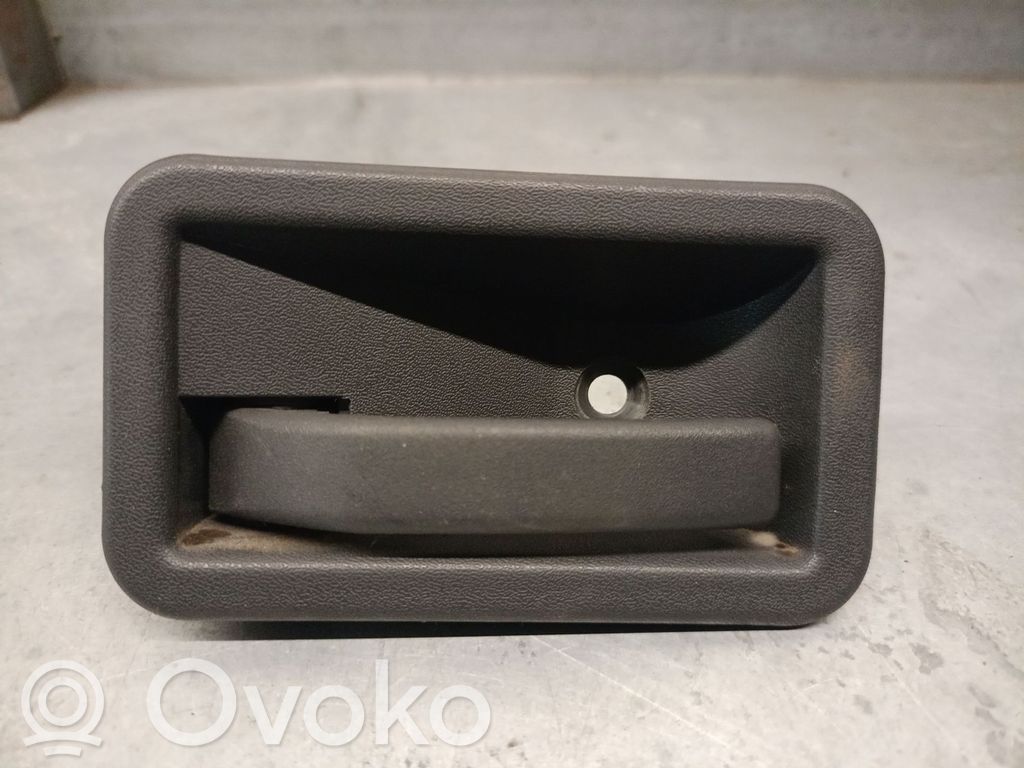 Manecilla interna puerta trasera   7700813585