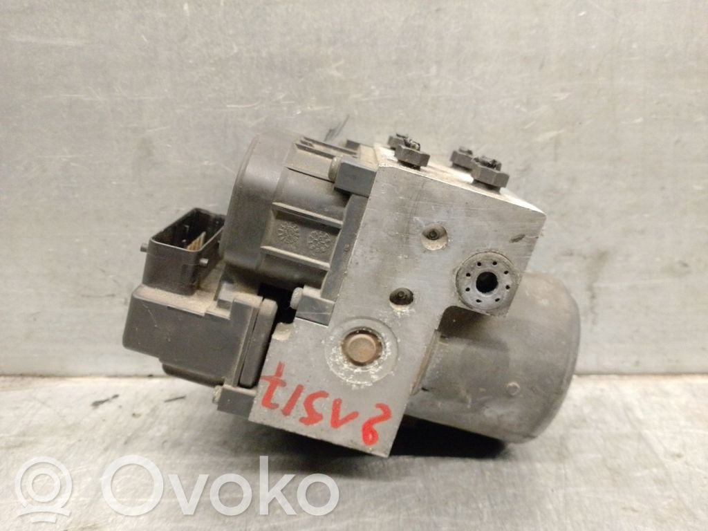 Audi A4 S4 B5 8D ABS-pumppu 