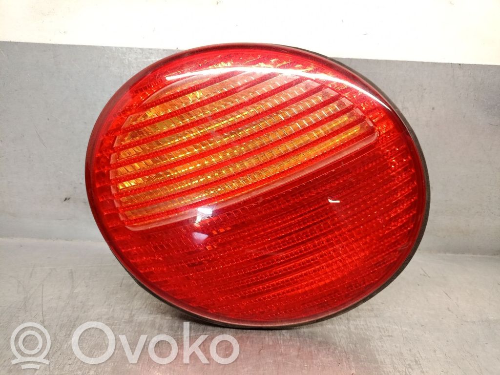 Volkswagen New Beetle Luci posteriori 