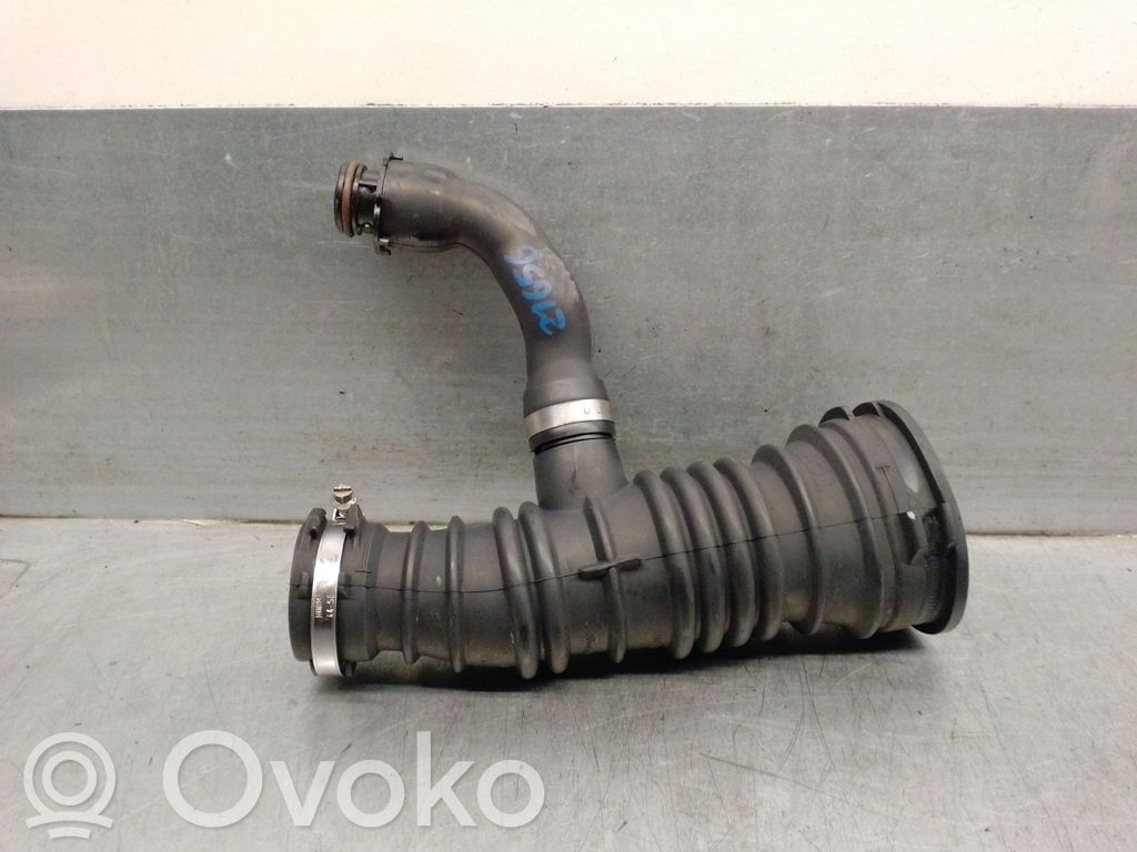 Ford Focus Ilmastointilaitteen putki (A/C) 