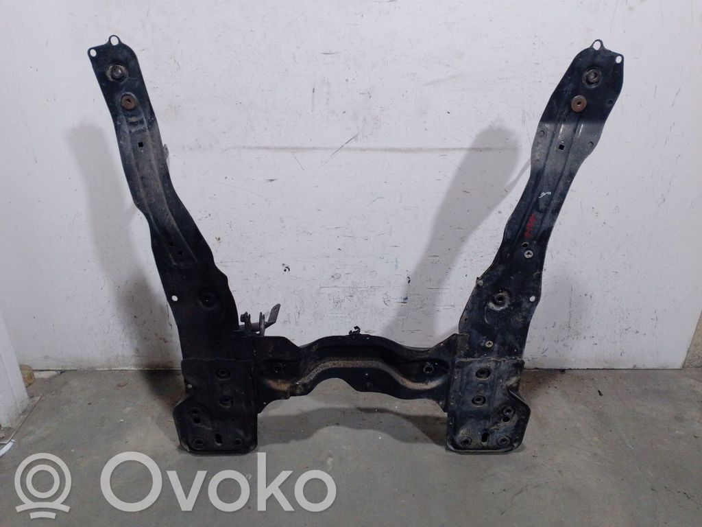 Peugeot 807 Priekinis traversas 