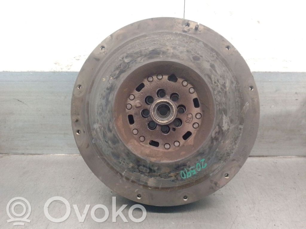 Nissan Pathfinder R51 Volante motor 