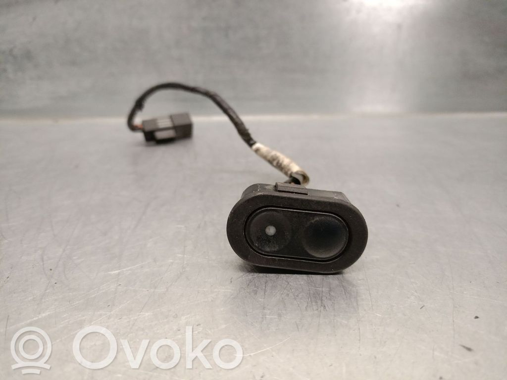 Opel Corsa B Electric window control switch 