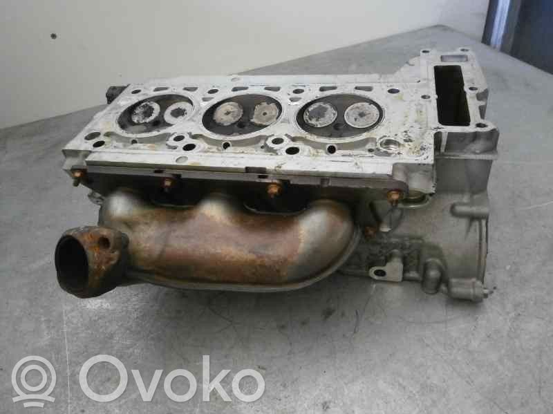 Mercedes-Benz E W211 Chiulasă motor 