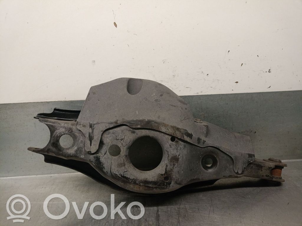 Lexus CT 200H Querlenker hinten 