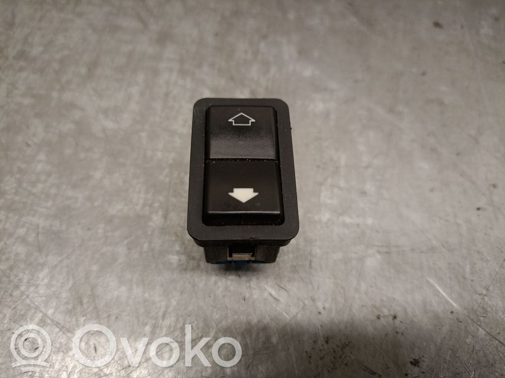 Electric window control switch   61318368932,61318368932,8368932