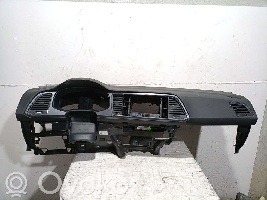 Seat Ateca Панель 