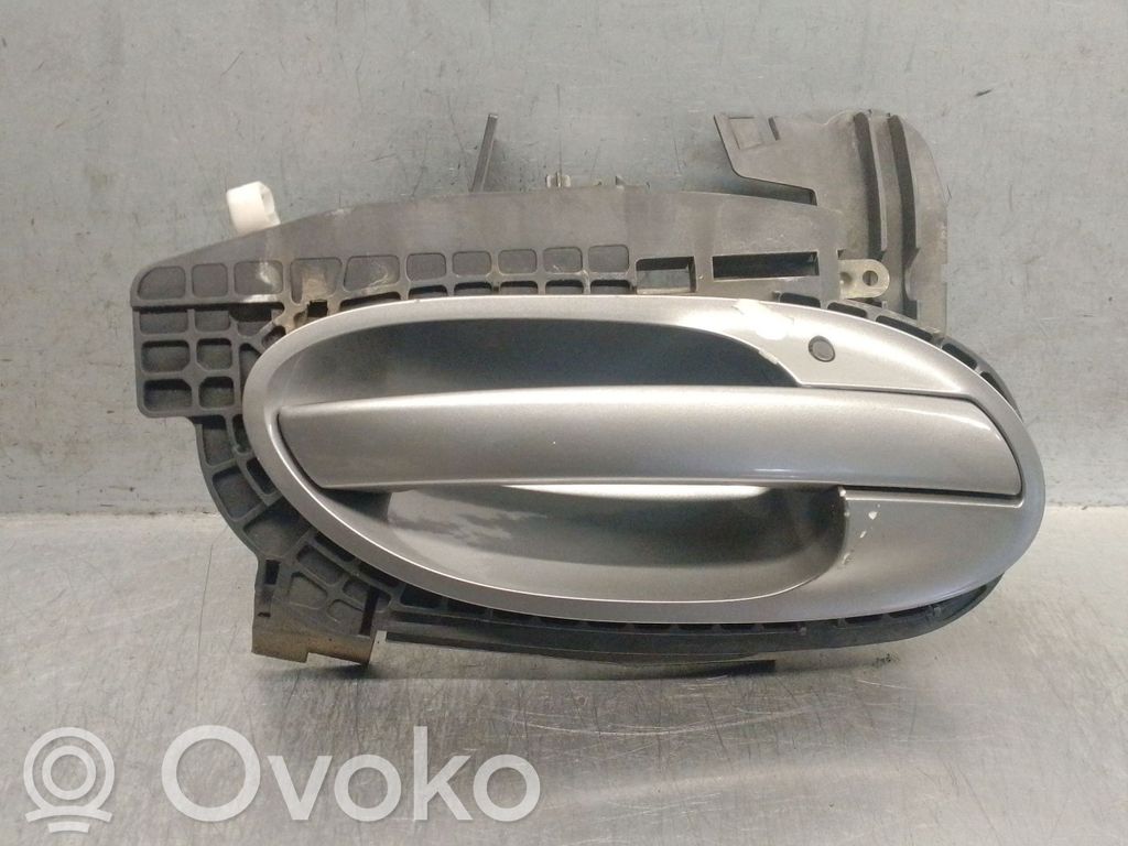 BMW 7 E65 E66 Etuoven ulkokahva 