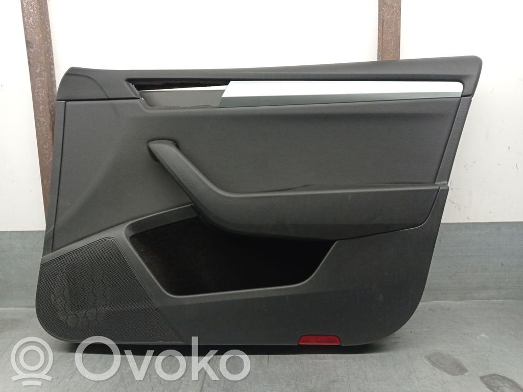 Skoda Superb B8 (3V) Etuoven verhoilu