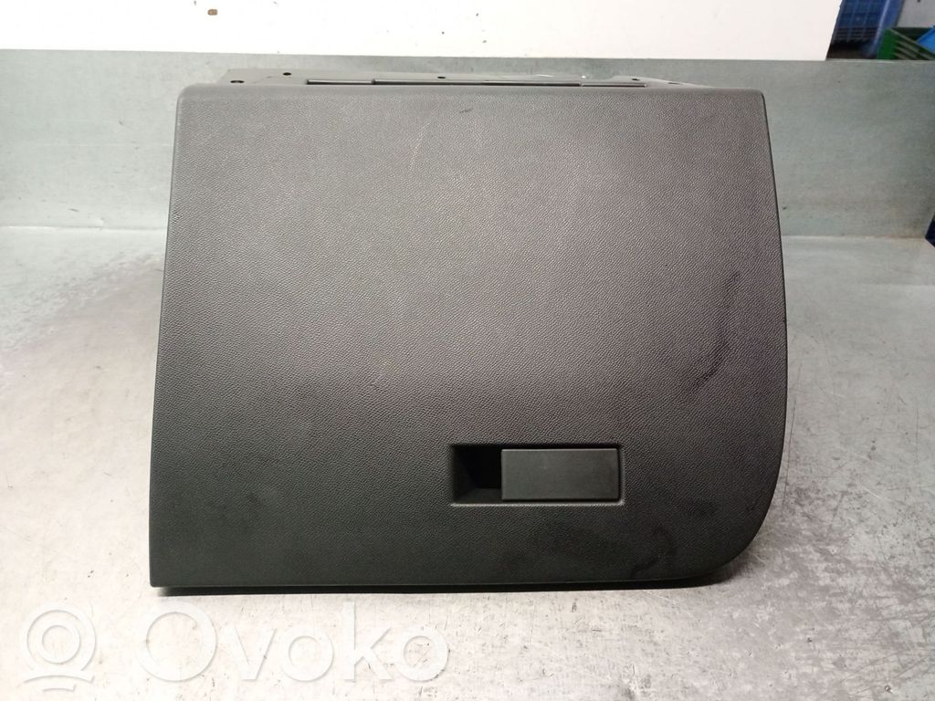 Guantera   9820861480