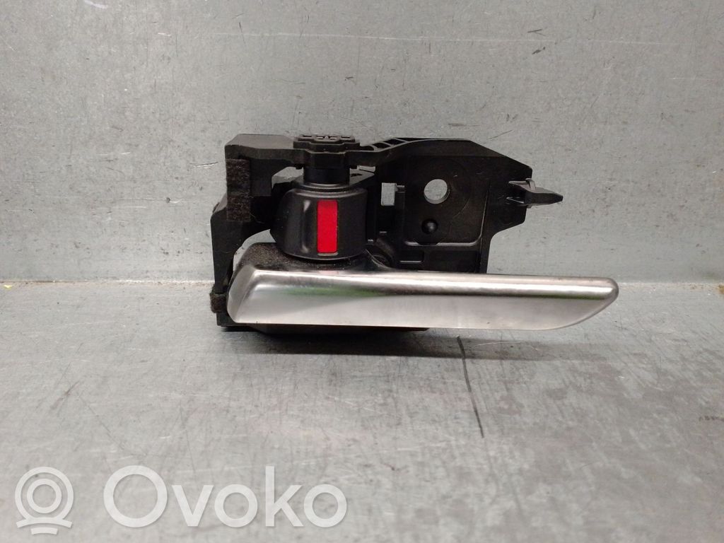 Mazda CX-30 Front door interior handle 