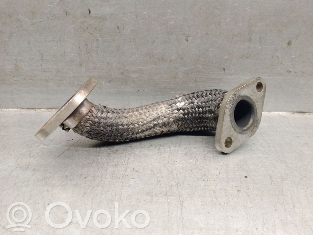 Audi A4 S4 B5 8D Ilmastointilaitteen putki (A/C) 