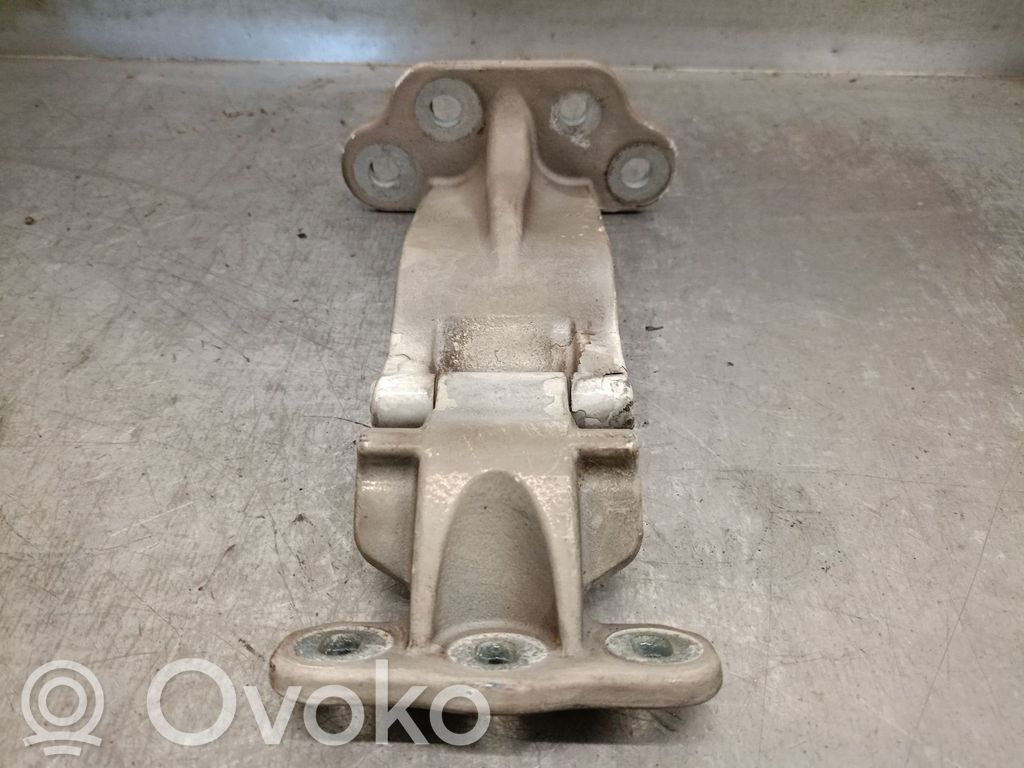 Ford Transit Tailgate/trunk/boot hinge 